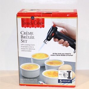 NWT French Cafe Crème Brûlée Set Mini Porcelain Ramekins + Melting Torch Bundle